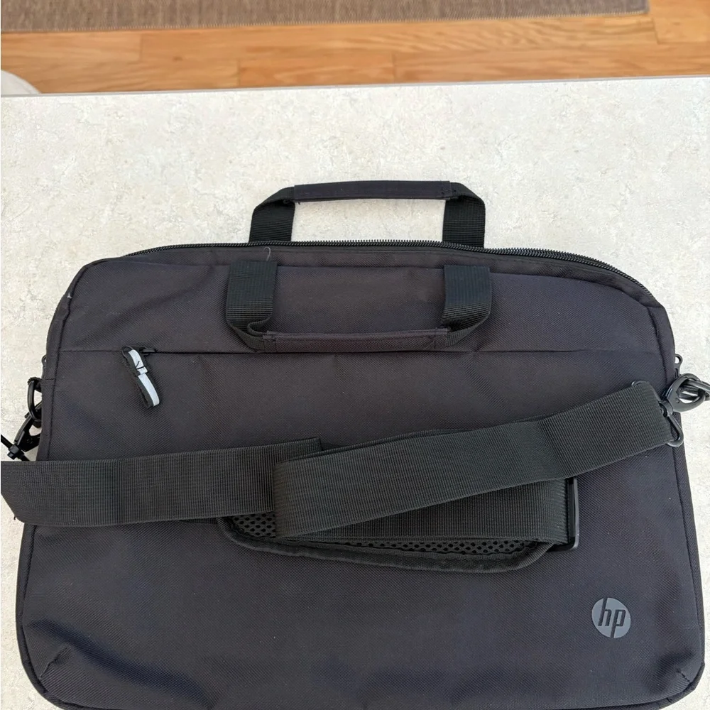 HP Classic Black Laptop Bag